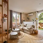 Daire De L'elegance Au Bord De L'eau